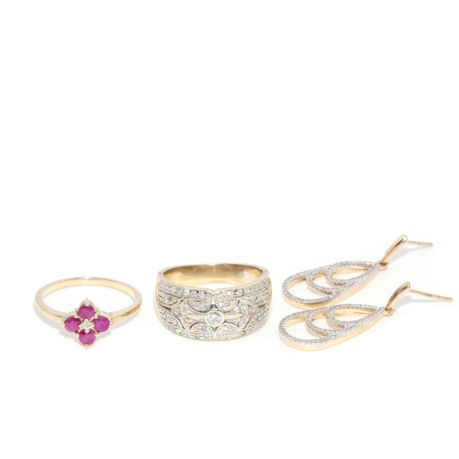 140 · Three piece Diamond 9ct Gold Set