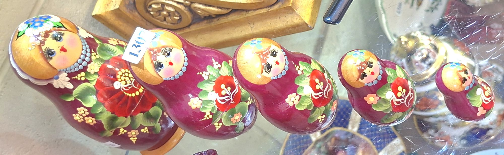 1307 · BABUSHKA DOLLS