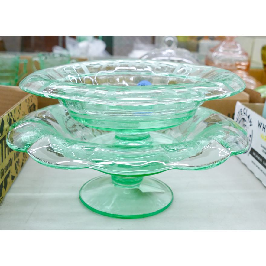 2pc Vintage Rolled Edge Green Centerpiece Bowls