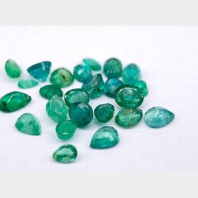 Investment EGL Lot of 24 Radiant Emerald Precious Gems - 7.05ct TCW - 50693/270