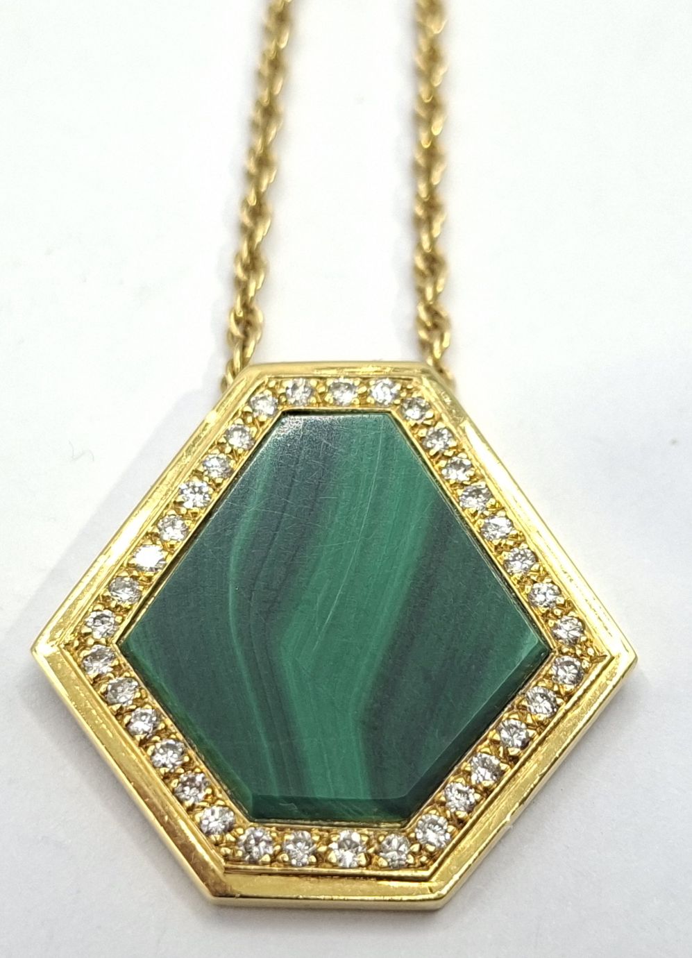 235 · 18CT GOLD MALACHITE DIAMOND PENDANT AND CHAIN