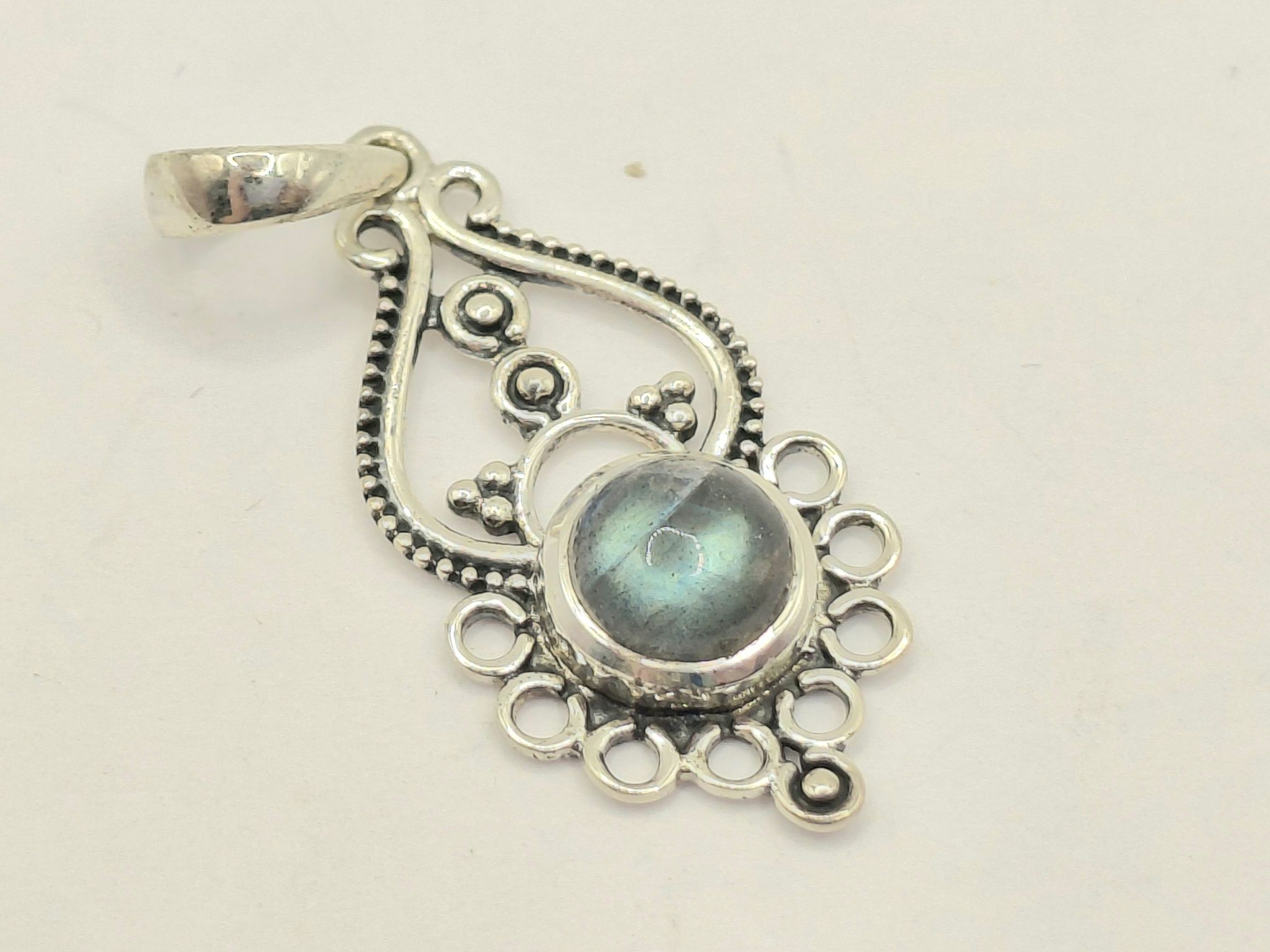 Labradorite Gemstone