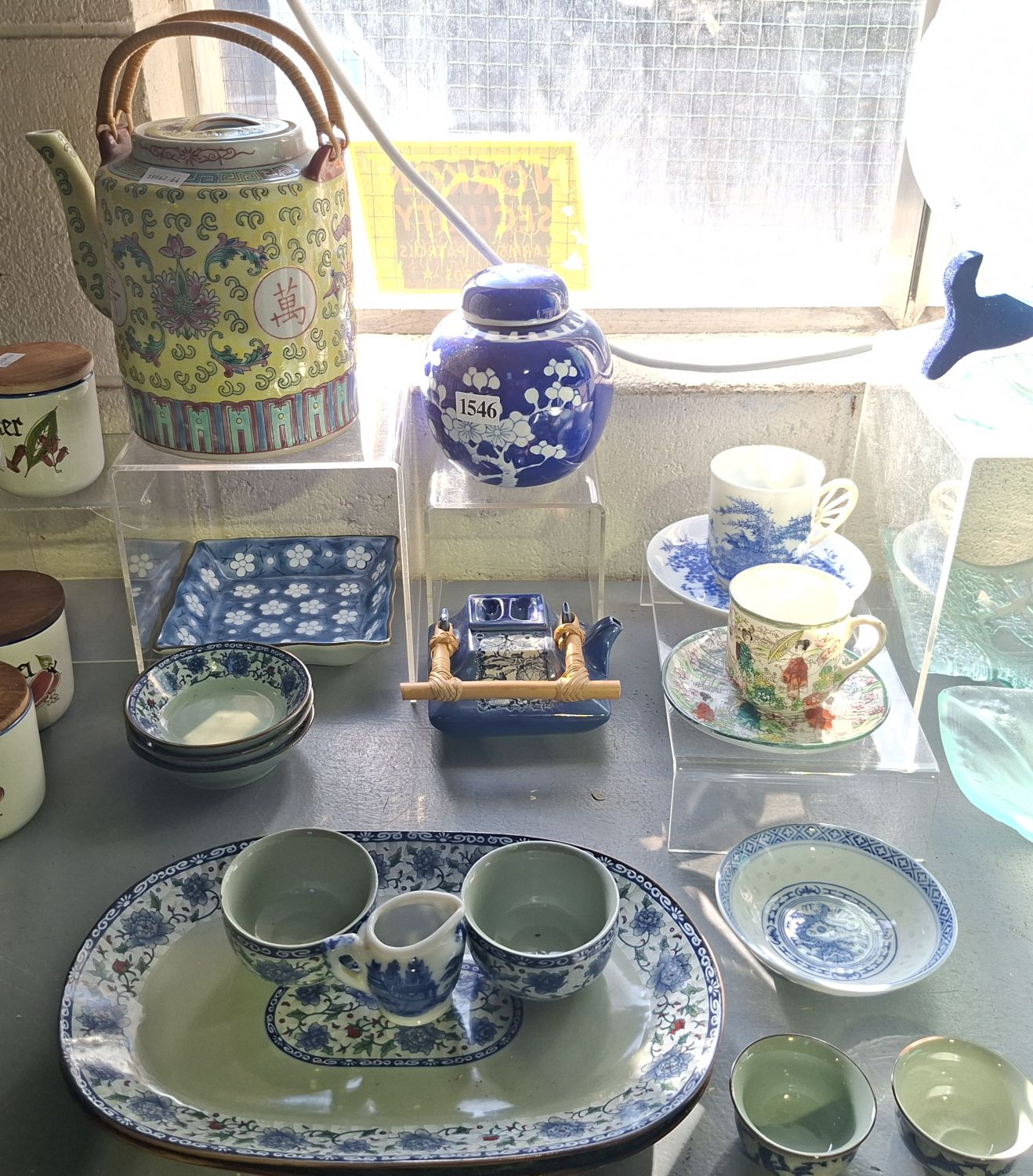 Oriental Ceramics