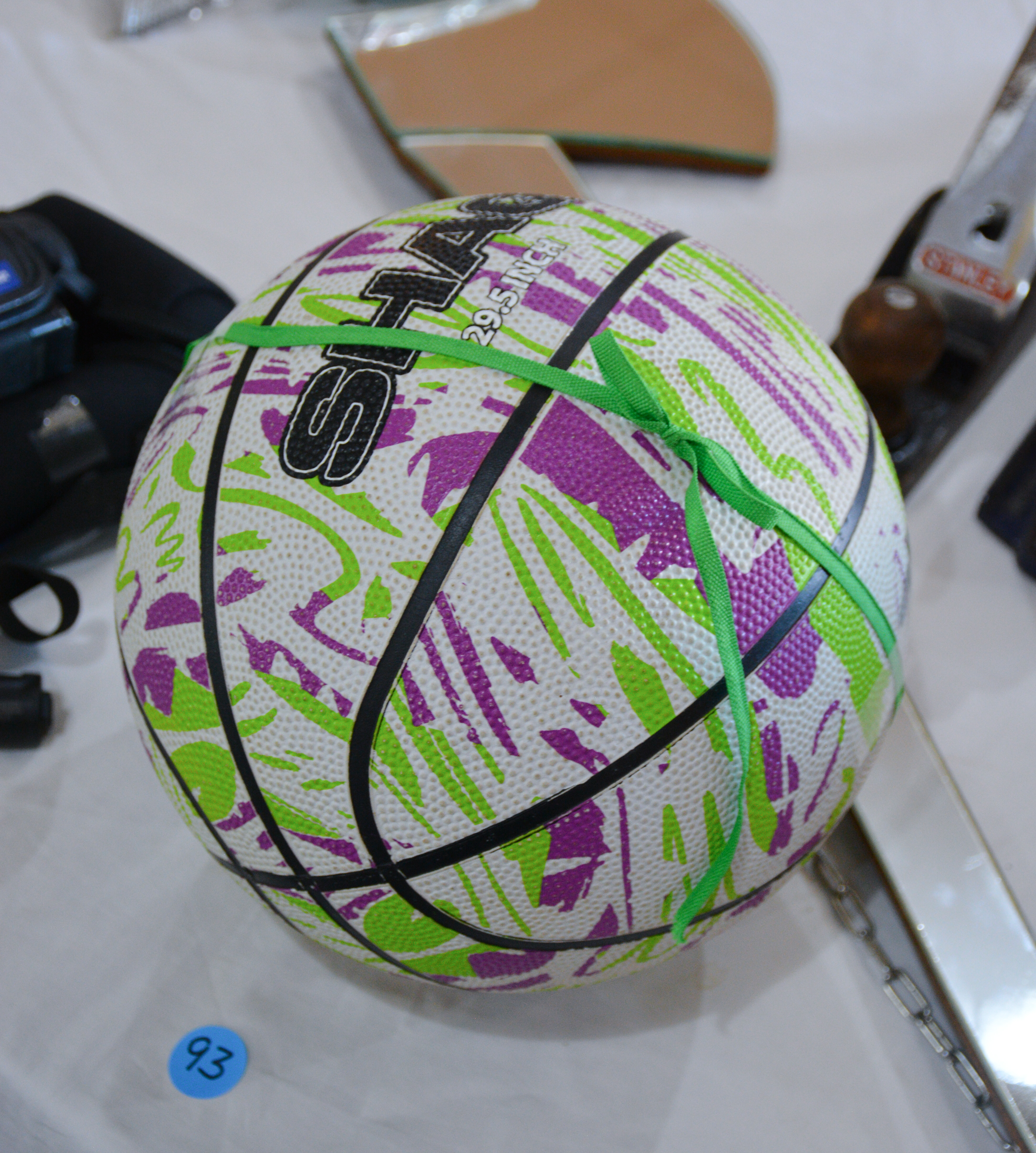 Shaq 29.5 Inch Ball — NZ auction result