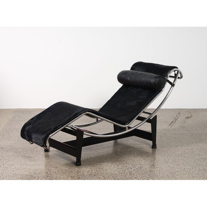 Le Corbusier, Charlotte Perriand and Piere Jeanneret (designers) - LC 4 Chaise Longue