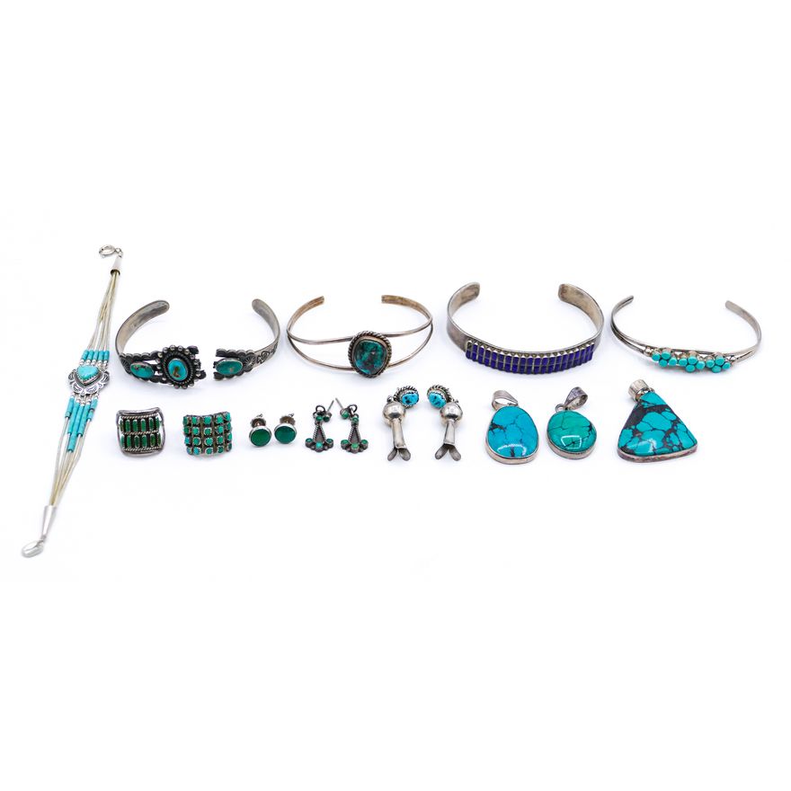 Box Navajo Sterling & Turquoise Jewelry