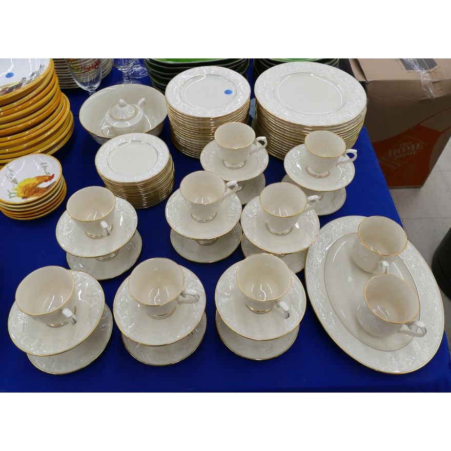 72pc Lenox ''Fruits of Life'' Dinnerware
