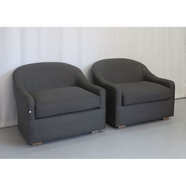 PAIR OF UPHOLSTERED ARMCHAIRS