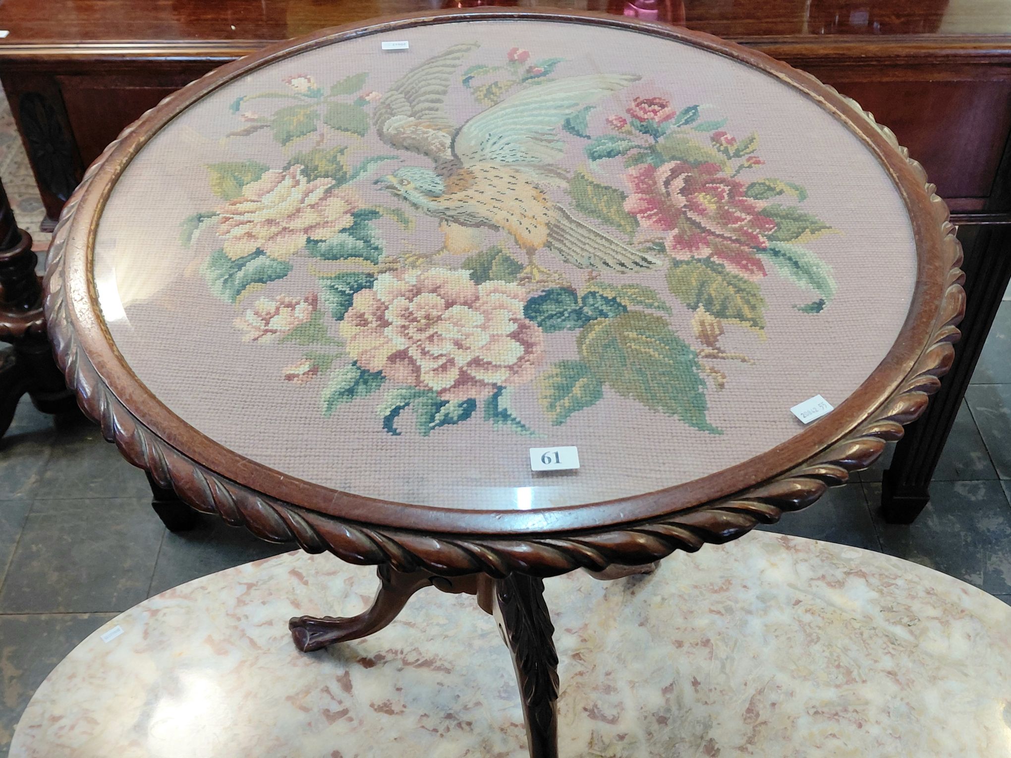 61 · WINE TABLE