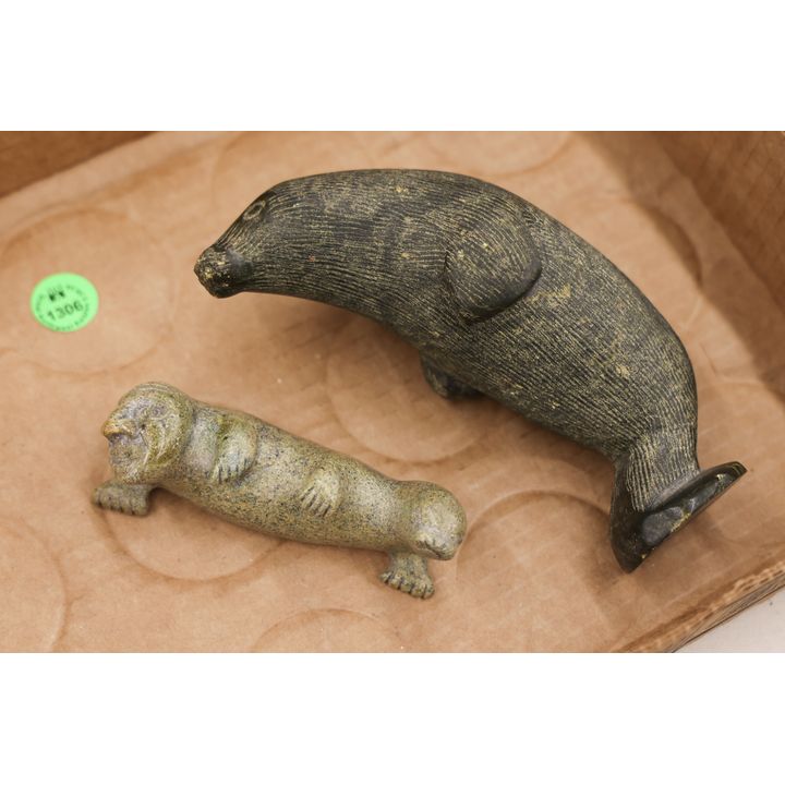 Box 2pc Alaskan Inuit Soapstone Carvings