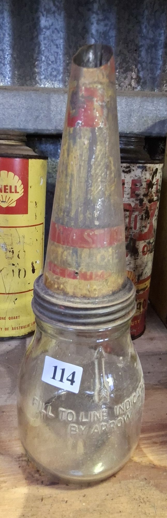 Shell Oil Pourer