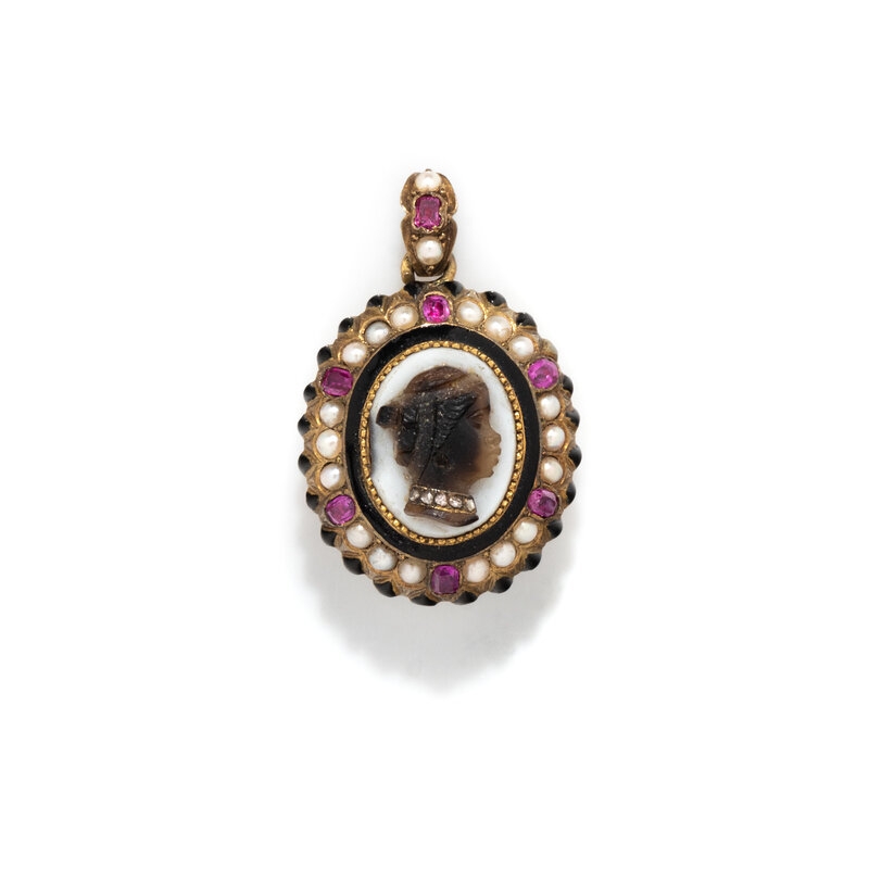 ANTIQUE, RUBY AND SEED PEARL HABILLÉ CAMEO LOCKET