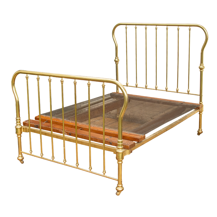 Cama de latón vintage