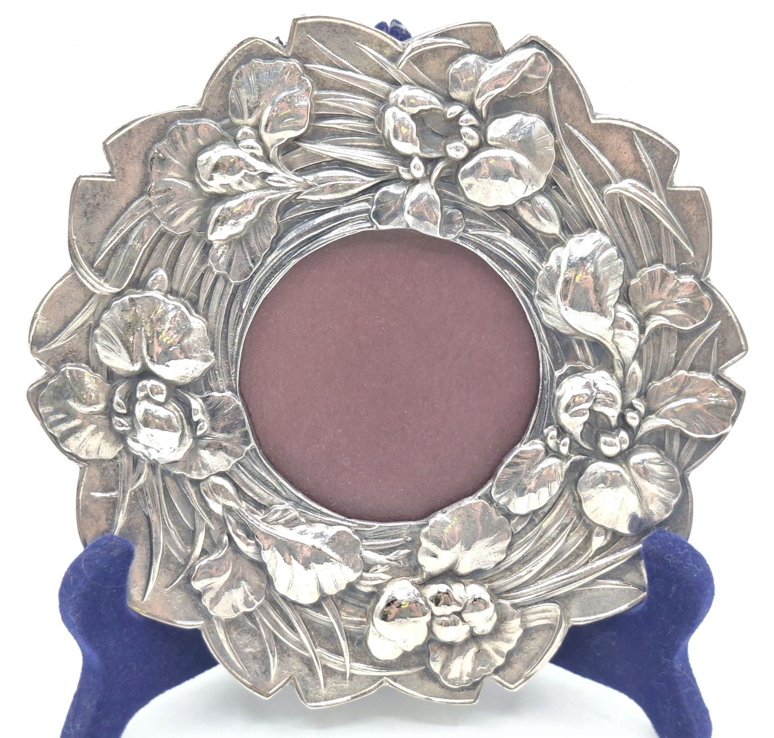 145 · AUSTRALIAN SILVER PLATED PHOTO FRAME