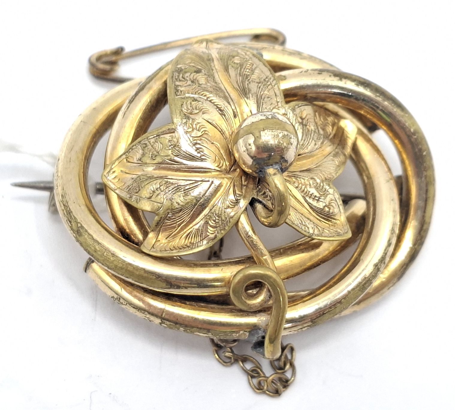 1048 · VICTORIAN BROOCH