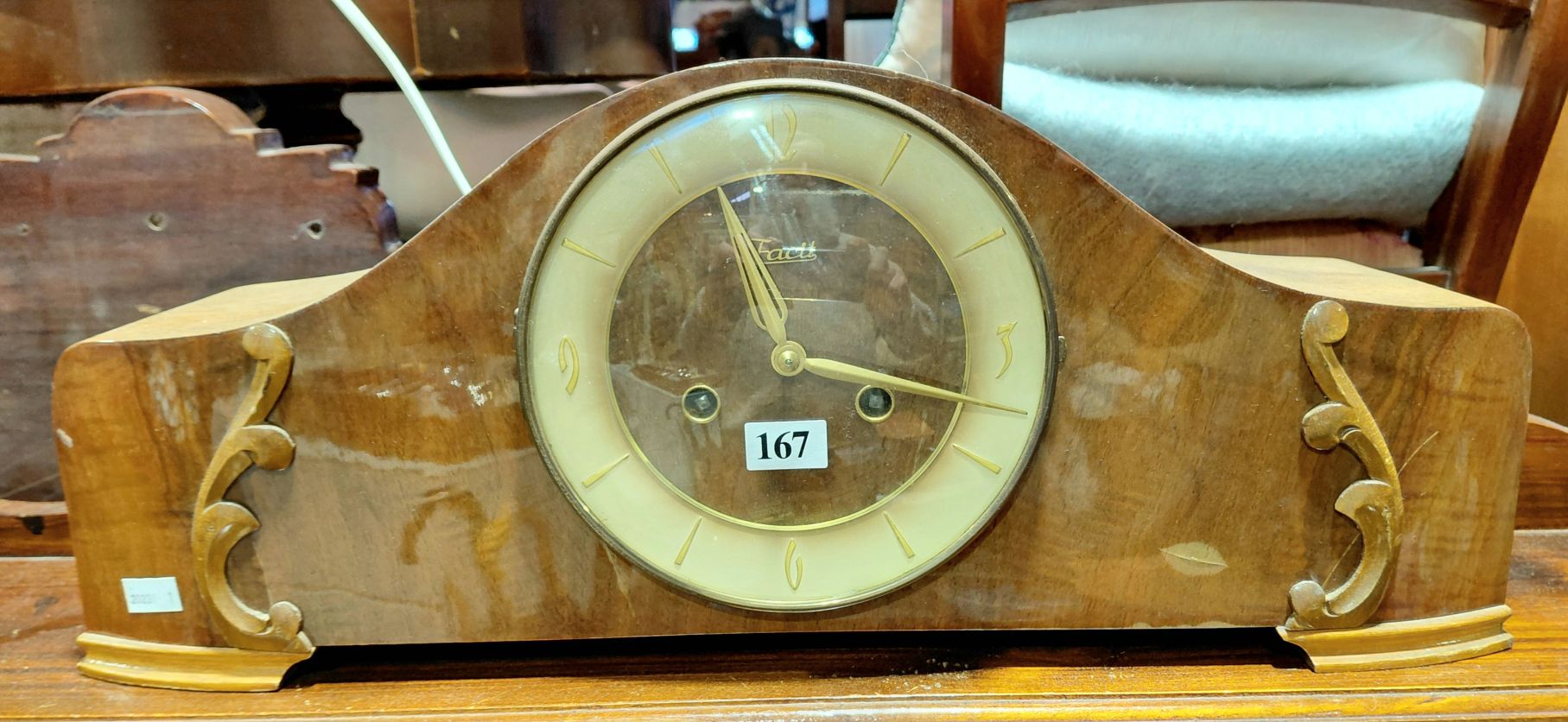 167 · TIMBER ART DECO MANTLE CLOCK