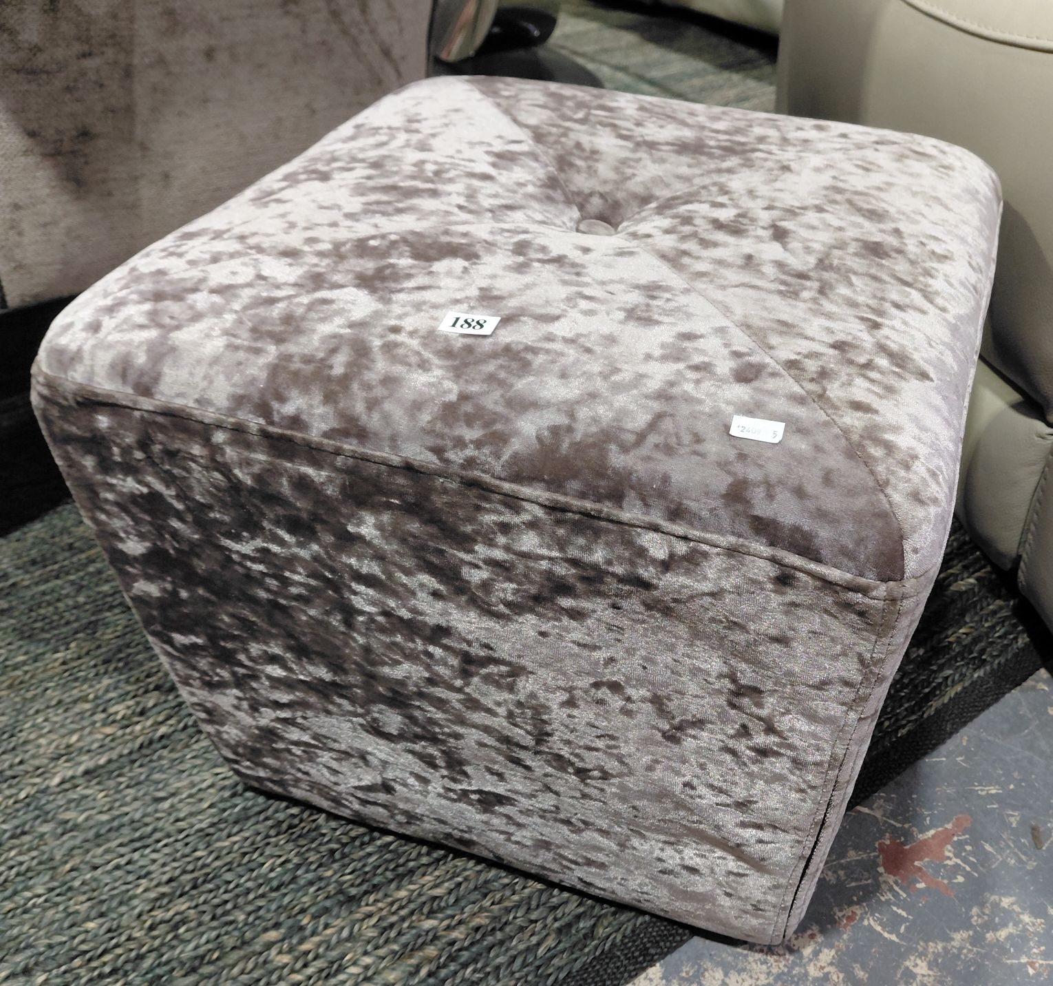 188 · VELVET POUFFE