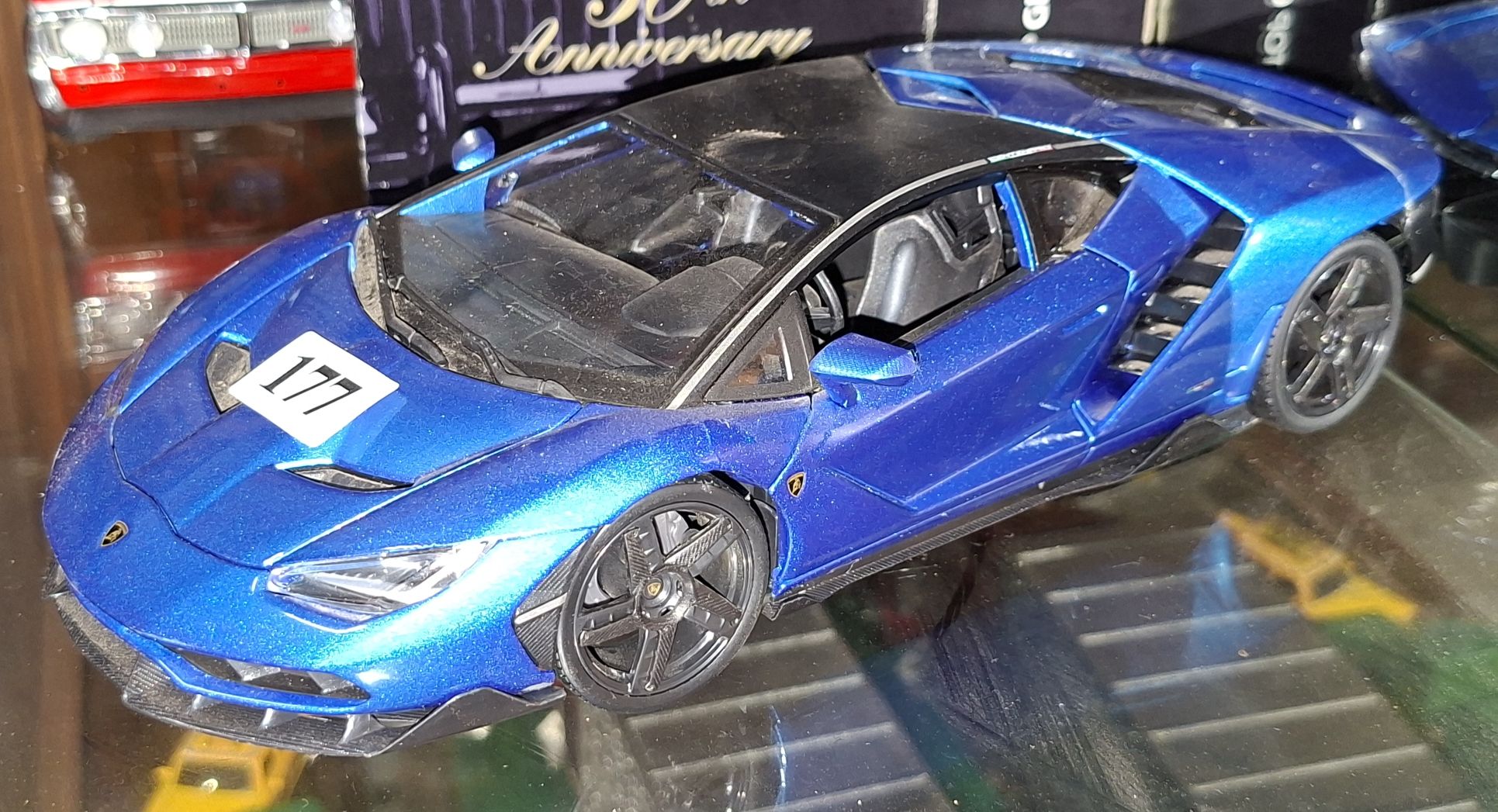 LAMBORGHINI CENTENARIO