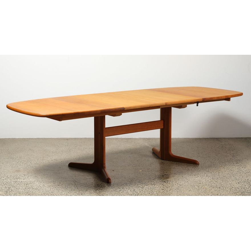 Skovby Møbelfabrik - 1960s Danish teak extending dining table