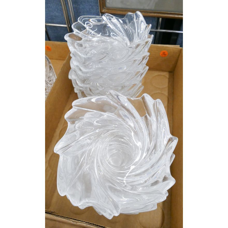 Box 11pc Crystal Swirl Bowls- 6.5'' diameter