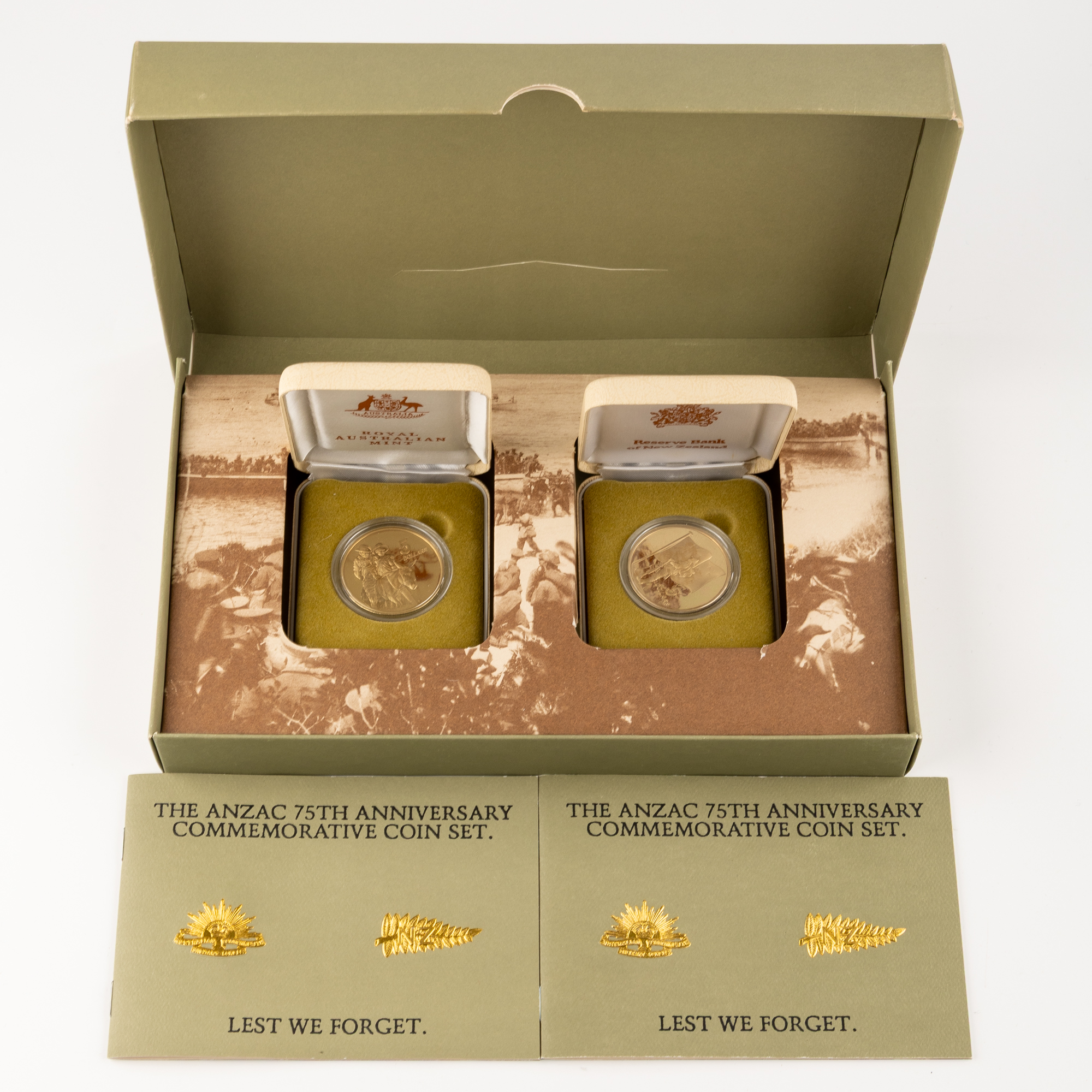 6 · Elizabeth II, RAM - ANZACS 75th Anniversary Commemorative Set, Five Dollars, 1990,  UNC