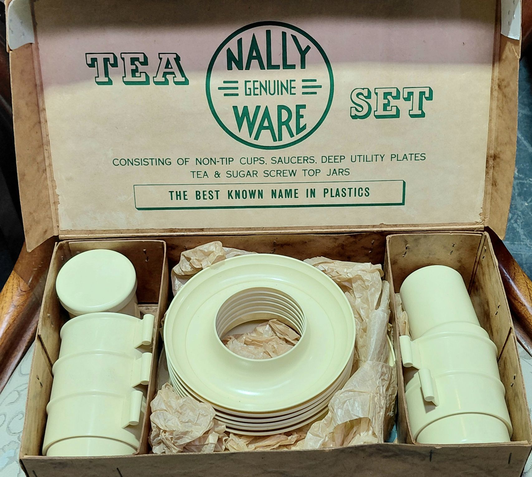 376 · NALLY WARE TEASET