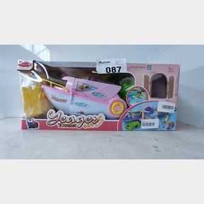 MU BEAR CO- DOLLHOUSE CRUISE SHIP WITH 4 DOLLS AND ACCESSORIES- 27 PIECES - ALLOW IMAGINATION TO STEAM AHEAD WITH THE MU BEAR CO
