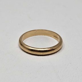 14K Yellow Gold Men's Wedding Band Ring Size 9