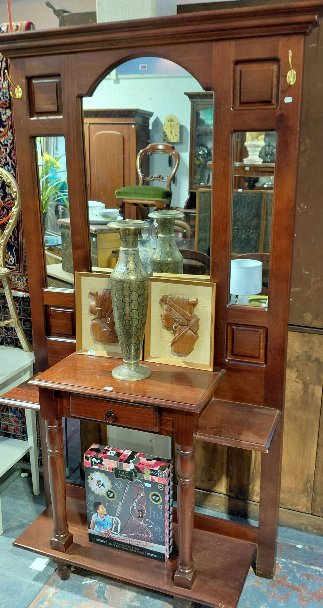 134 · MODERN TIMBER HALLSTAND