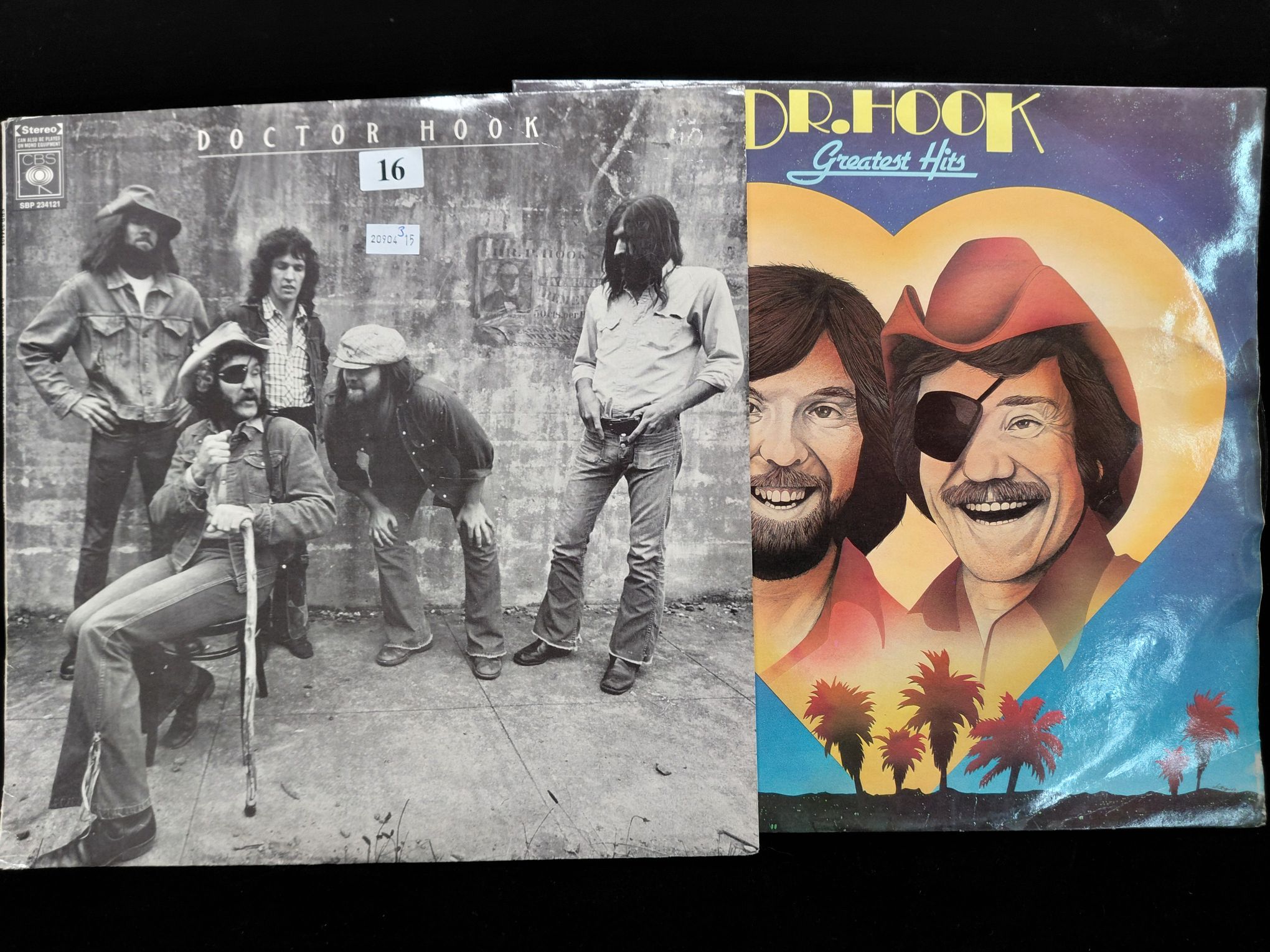 16 · DR HOOK