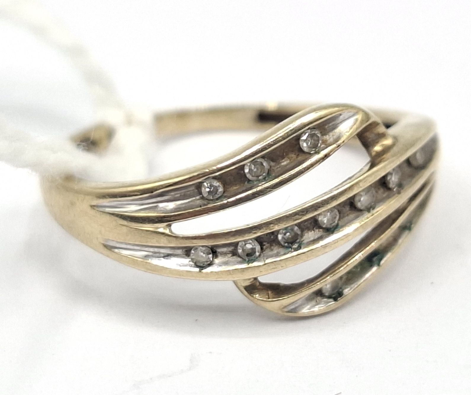 9ct Diamond Row Ring