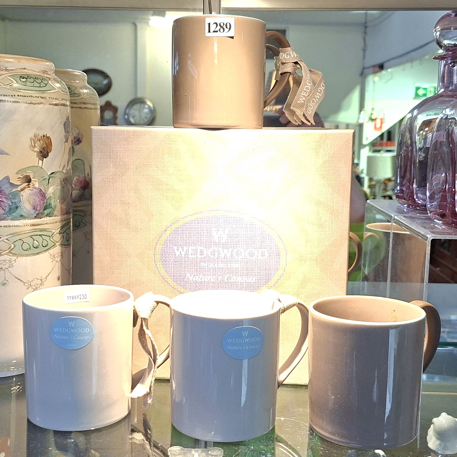 1289 · WEDGWOOD NATURES CANVAS COFFEE MUGS
