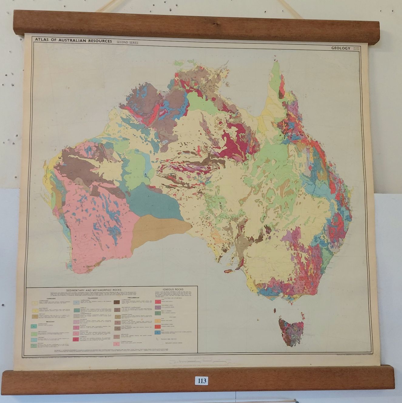 113 · VINTAGE SCHOOL MAP