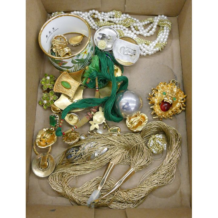 Box Costume & Gold Filled Jewelry