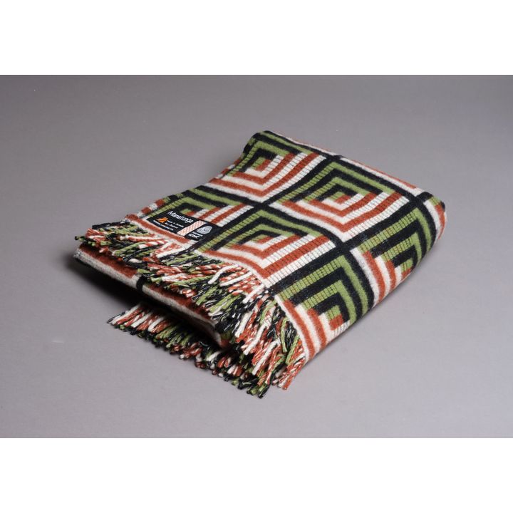 Mosgiel Woollens Ltd - Manatunga travel rug
