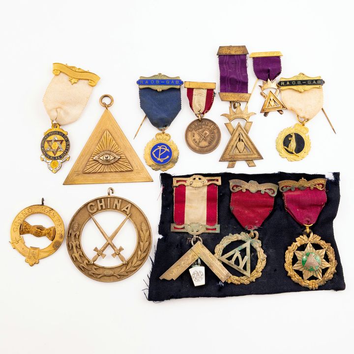 Accumulation of Masonic and Buffalo Medals, England & Australia,