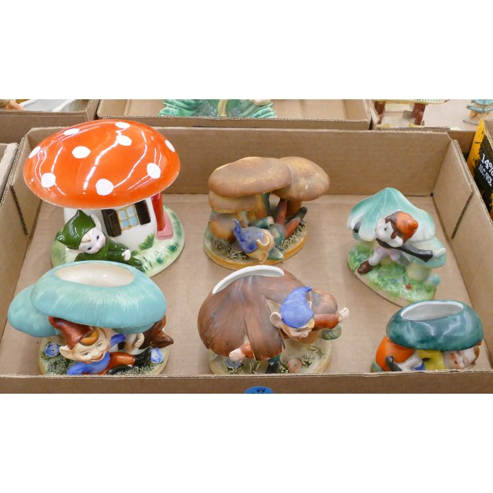 Box Japanese Mushroom Planters etc.