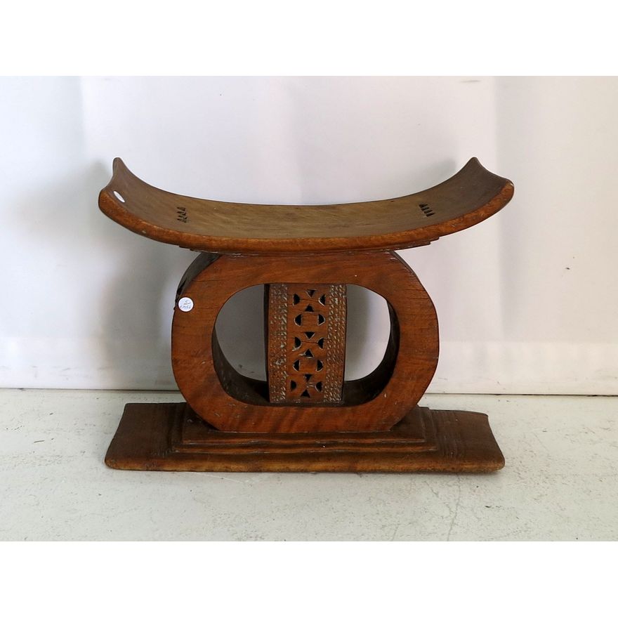 ASHANTI STOOL