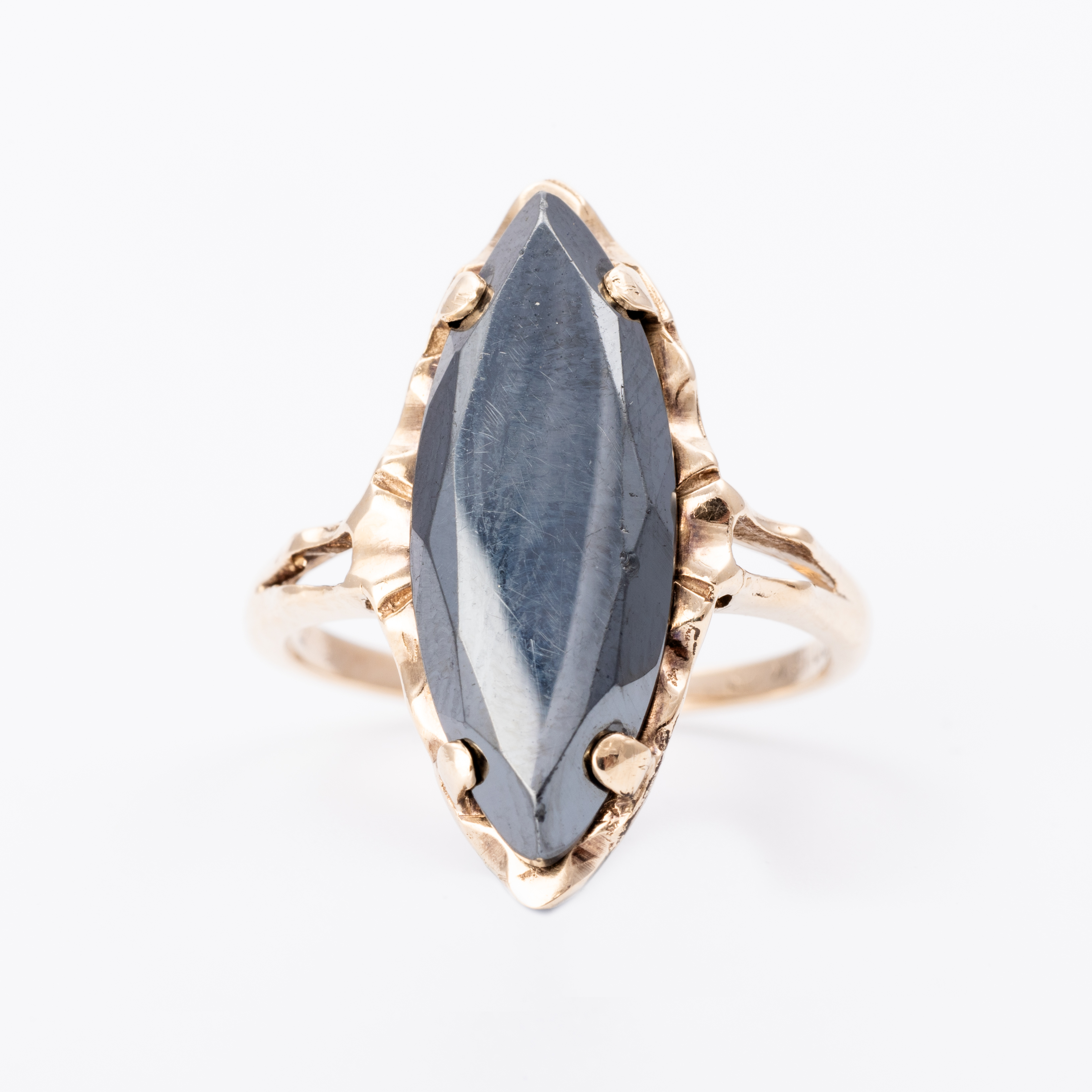 285 · Hematite Dress Ring 10ct Gold
