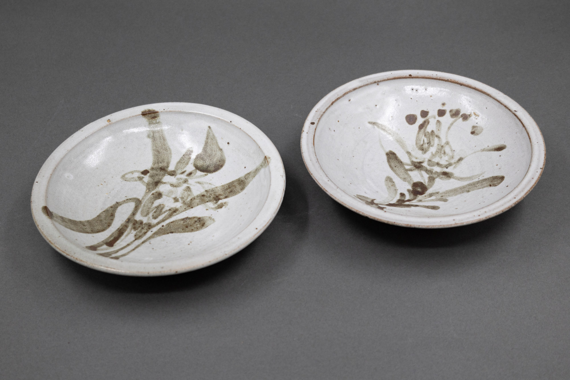 Marjorie Bayliss and Takeichi Kawai - Pair of matching bowls — sold at auction in New Zealand for $200