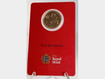 2017 ELIZABETH II INDIA MINT GOLD SOVEREIGN SEALED IN CARD