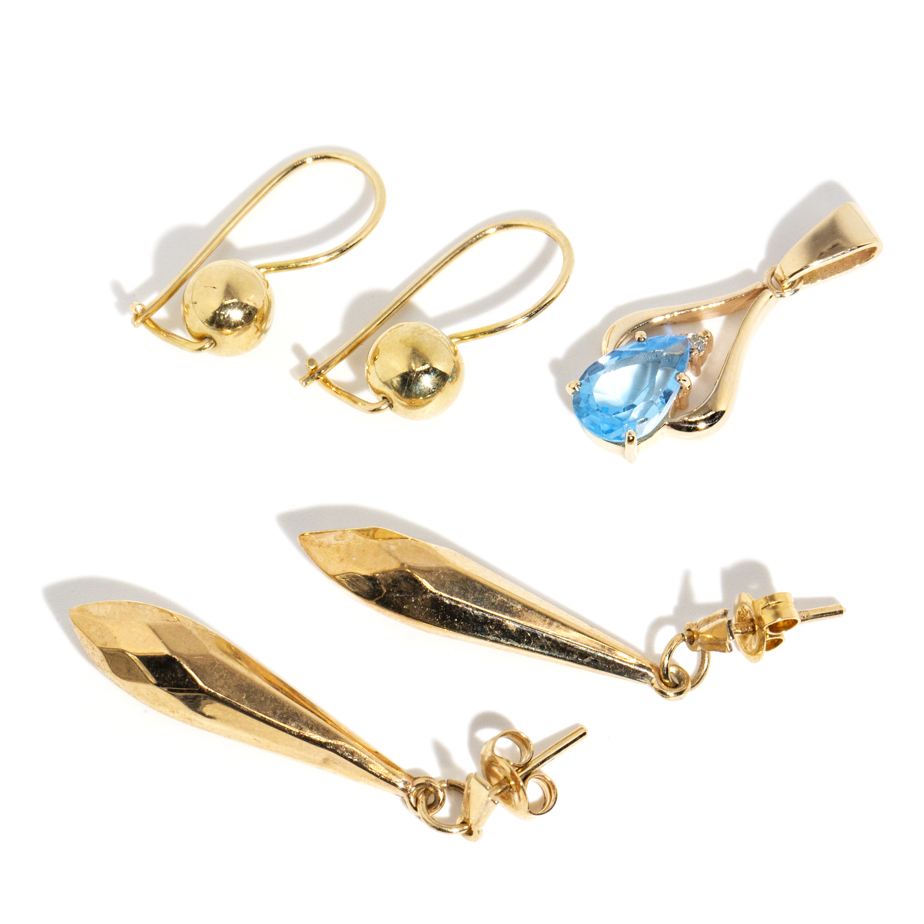 218 · 9 Carat Gold Jewellery Lot