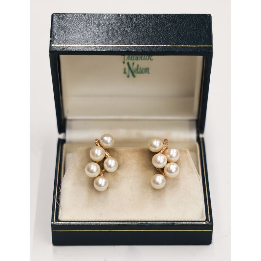 Pair 14k Cream Pearl Clip Earrings