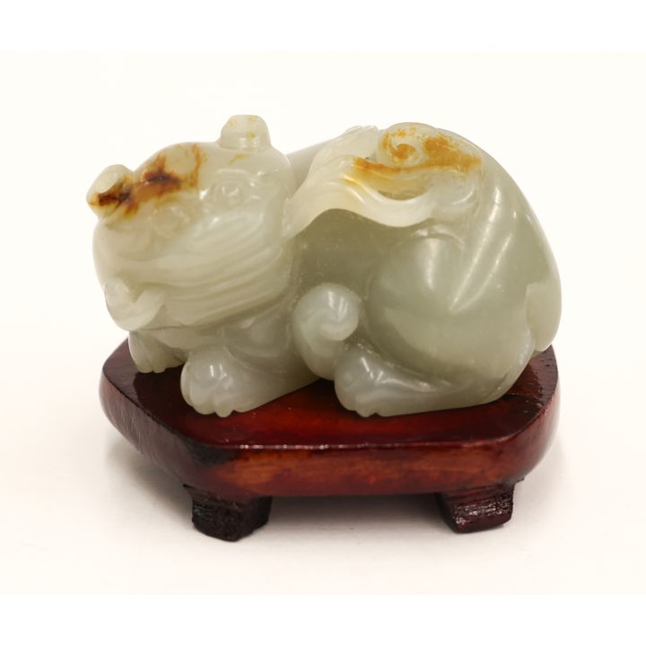 Chinese Jade Small Recumbent Cat
