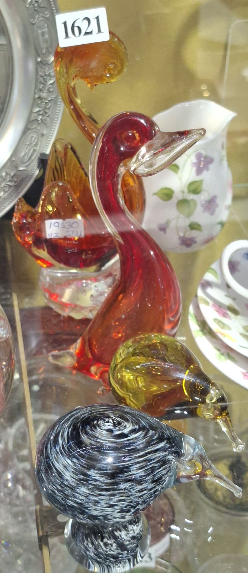 Art Glass Swan Figurines