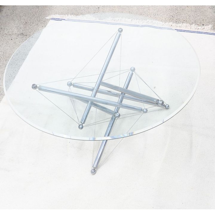 Theodore Waddell - A genuine Model No. 714 Coffee Table