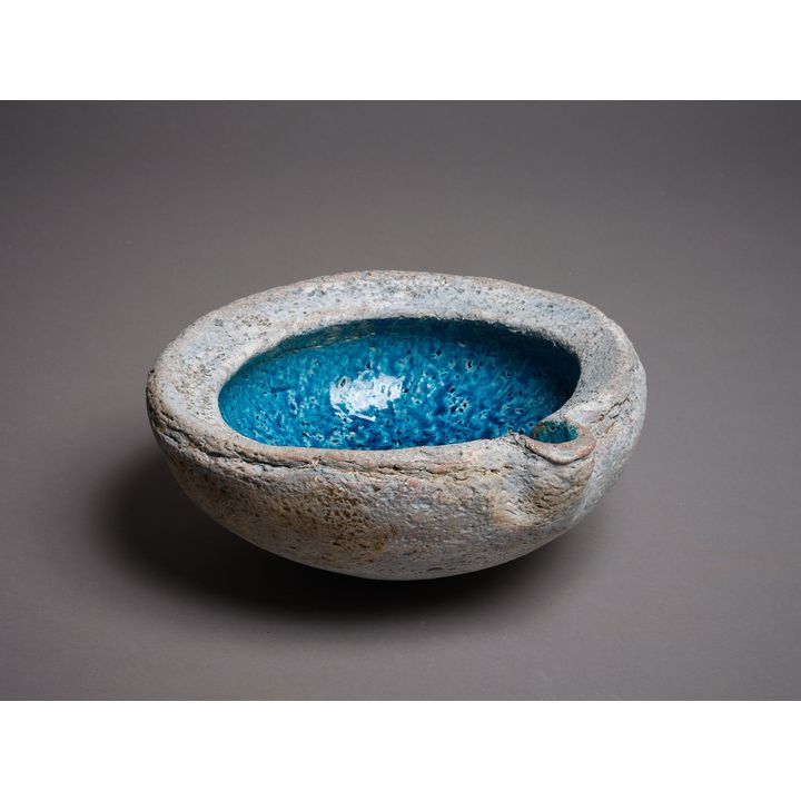 Len Castle - Deep crucible pouring bowl