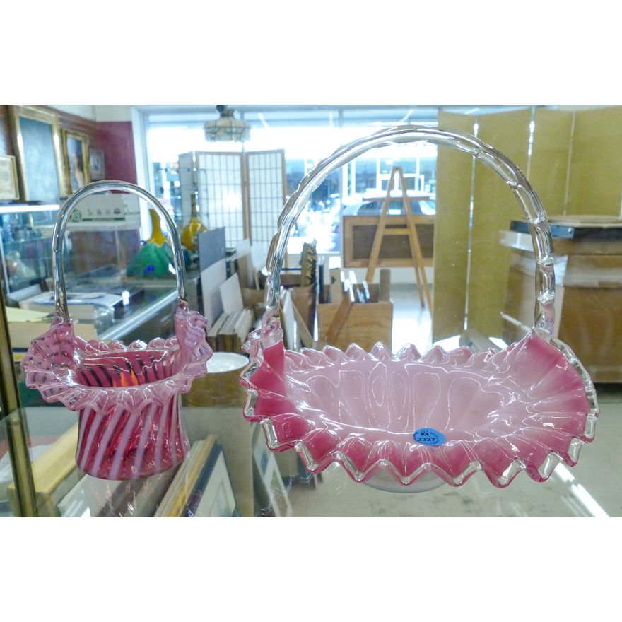 2pc Pink Ruffle Glass Baskets - Largest 10''