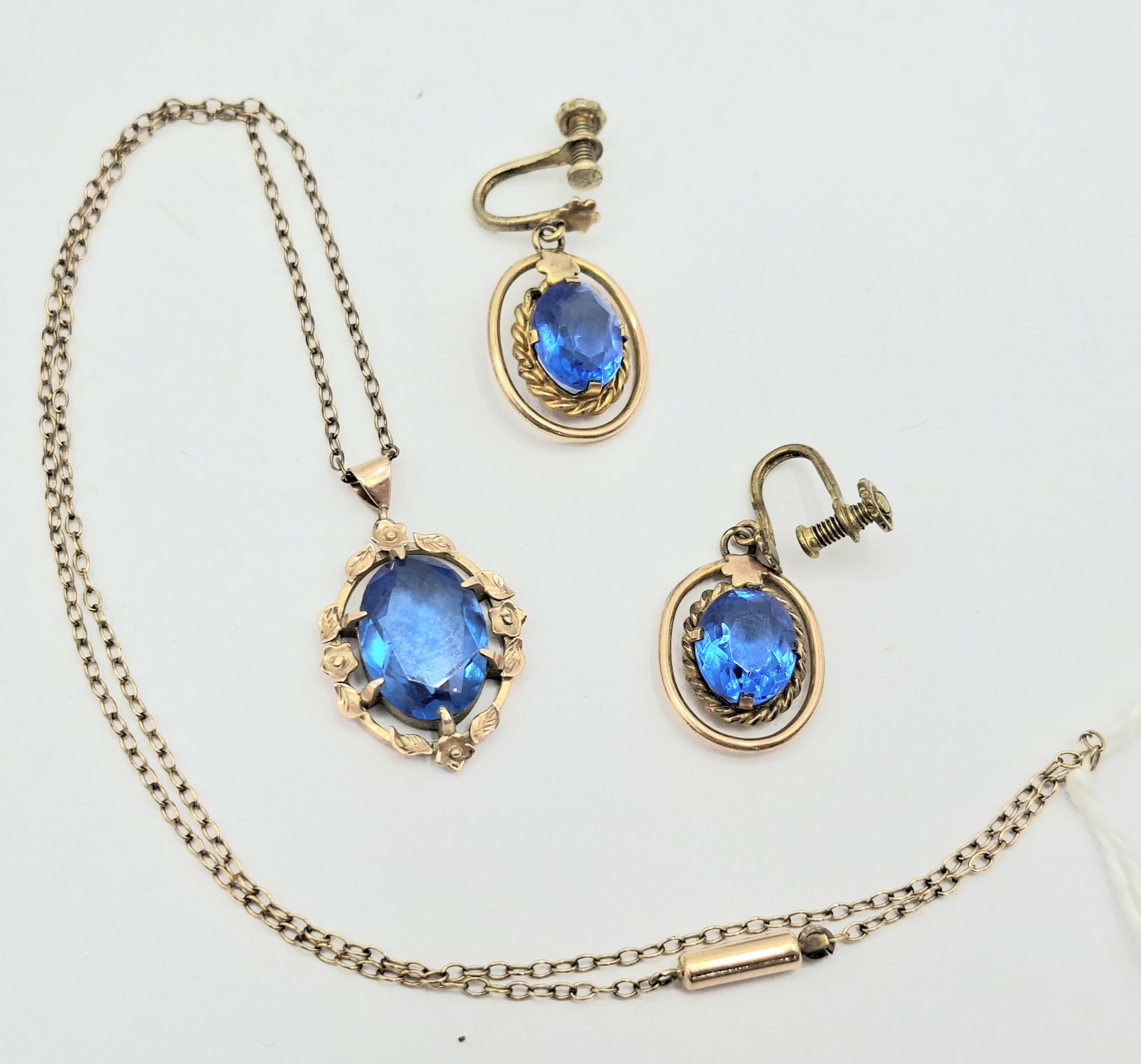 1163 · 9CT ROLLED GOLD SUITE
