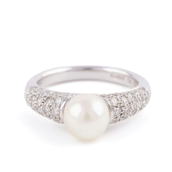 Akoya Pearl & 0.60 Carat Diamond Ring 18ct